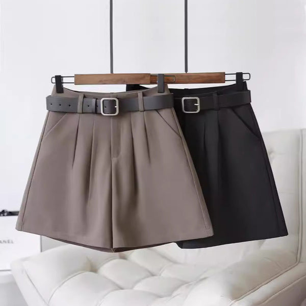 KADIN EB689 SHORT