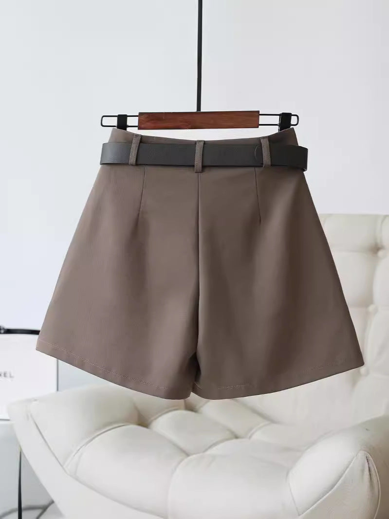KADIN EB689 SHORT